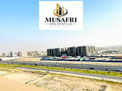 NEAR TO SAFARI MALL || SPECIOUS 2BHK APARTMENT WITH BALCONY || FREE PARKING