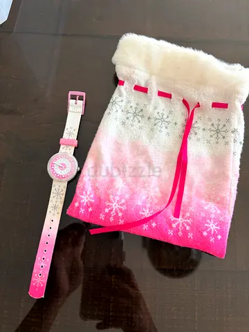 Girls pink snowflake watch with matching drawstring pouch. Flik folk. Barely used