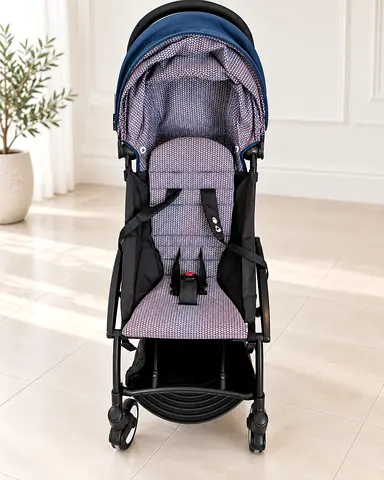 600aed ONLY (from 2500aed) Babyzen YOYO+ Compact Stroller (Air France edition) - perfect functioning
