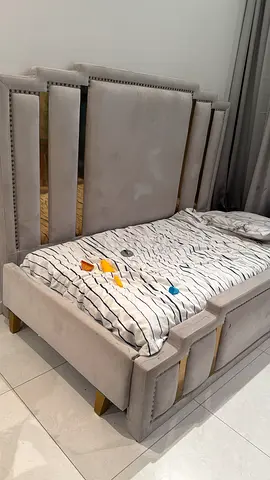 Upholstered Velvet Single Bed with Padded Headboard and Storage