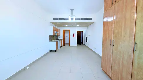 STUNNING STUDIO APARTMENT |•| READY TO MOVE |•| PRIME LOCATION