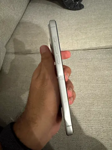 iPhone 17 Pro Max Silver - 10/10 condition 97% battery life