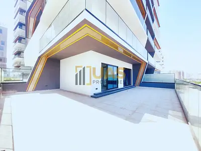 2BHK WITH MAID WITH TERRACE BIG SIZE