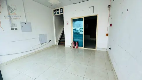 Commercial Shop for Rent with 700 Sqft Mezzanine Bathroom Near Safeer Mall and College Street