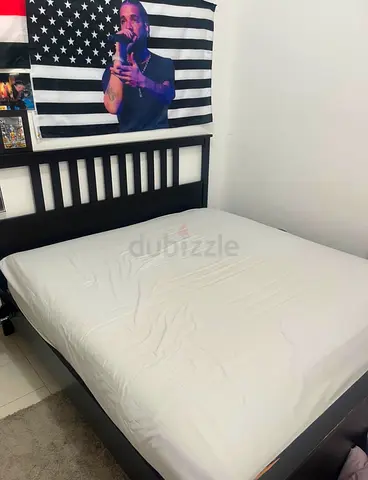 Black Queen Bed with mattress