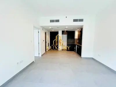 Brand New 1 Bedroom Apartment ( Big Layout Balcony ) Ready To Move