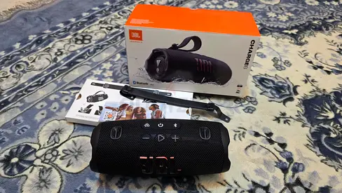 JBL Charge 6 Portable Bluetooth Speaker - brand new 1 year warranty