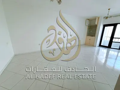 Annual Rent in Al Majaz 3, Sharjah – 2-Bedroom Apartment with Living Room, Family Contract Only, 2 Balconies, Built-in Wall Wardrobes, Payment in 4 or