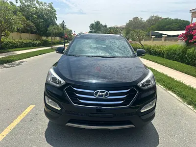 Hyundai Santa Fe V6 GLS LOW MILAGE GCC