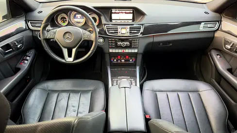 2014 Mercedes-BENZ E-CLASS photo 11