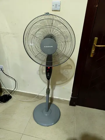 Standing Fan with remote