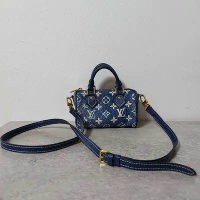Preloved Louis Vuitton STYLE nano speedy- in blue denim