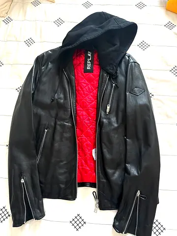 REPLAY Genuine Leather Jacket - Made in
Italy - LIKE NEW - Detachable Hood