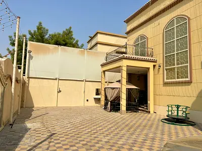 � فيلا للبيع في المويهات 3 – عجمان