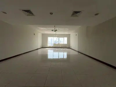Ultra-spacious and prestigious family apartment offering exceptional living space, high-end design,