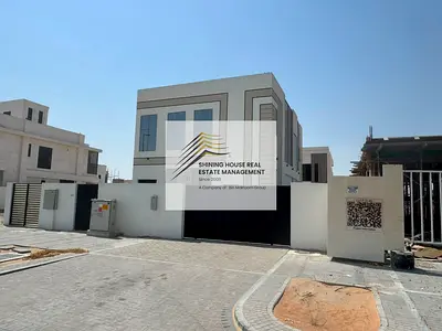 للبيع فيلا سكنية بالريمان 2 أريع غرف ماستر