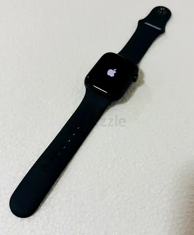 Apple Watch 9, iCloud locked, 45mm