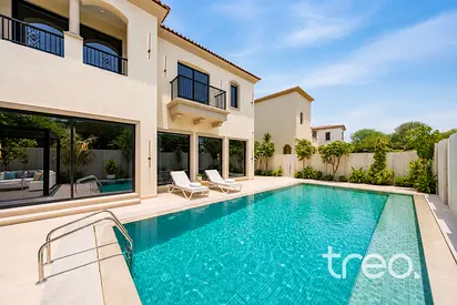 Single Row | Upgraded & Extended | Private Pool
