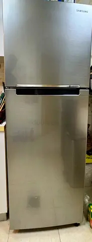 Samsung Silver Top Freezer Refrigerator - Mint Condition