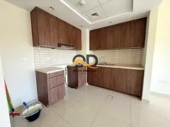 LUXURY 1BHK FALAT RANT ONLY 50K 4 CHAQ PAYMENT GYM POOL AND PARKING PARIM LOCATION UPTOWN AREA