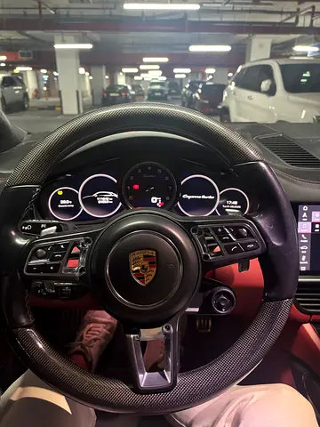 صورة 10 لـ 2020 Porsche CAYENNE