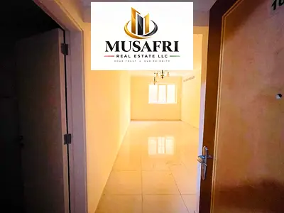 NEAR TO SAFARI MALL || SPECIOUS 2BHK WITH 3 WASHROOMS || PARKING FREE ||