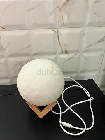 Touch LED Moon Lamp on Wooden Stand with USB Cable - White
