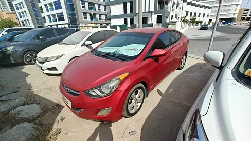 صورة 10 لـ 2013 Hyundai ELANTRA