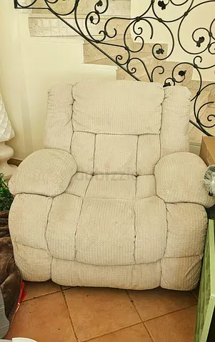 Beige Plush Recliner Armchair - Comfortable Single Seater