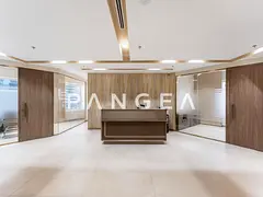 Premium | Corporate Entrance | 4 Parking Spaces