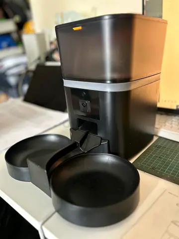 Automatic pet double bowl feeder with camera - brand new unused