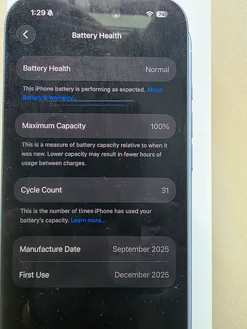 Apple iPhone 17 with physical Sim 100% Battery Health
