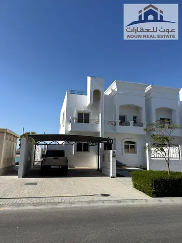 Villa for Sale Directly on the Beach in Al Hamriyah