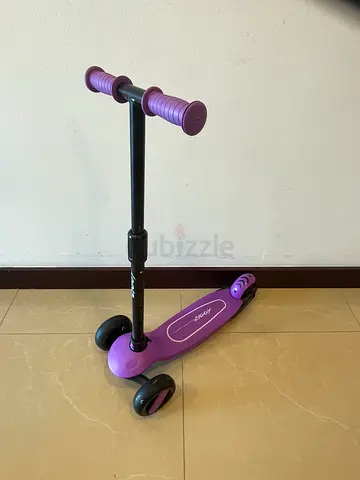 Purple 3-Wheel Kids Scooter in Good Condition