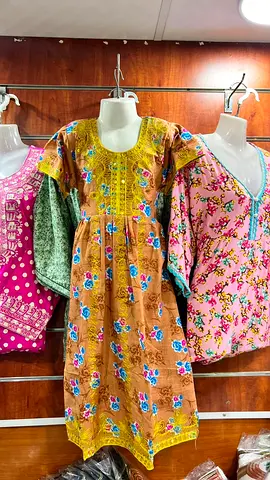 Ready-made mukhawer and jalabiya brand new For kids and women's at wholesale prices
