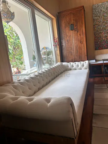 Premium Tufted Sofa. Classic Rolled Arms, Solid Wood Frame