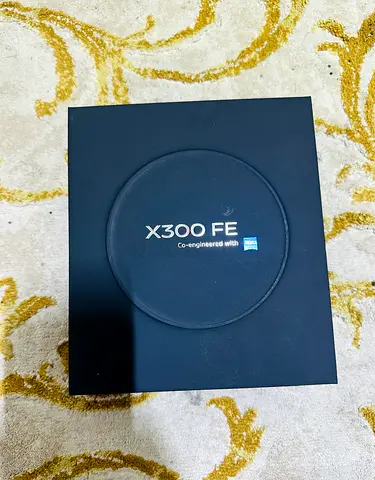VIVO X300 FE