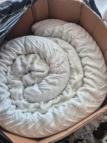White Quilted Mattress Topper / King Size - Lightly Used