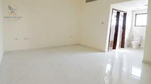 Spacious Studio Second Tenant with Practical Layout Prime Location Near Safeer Mall College Street and Daily Services