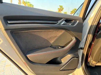 2017 AUDI RS3 — фото 13