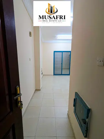 ONE MONTH FREE//BIG 1BHK//NEAR TO SAHARA MALL