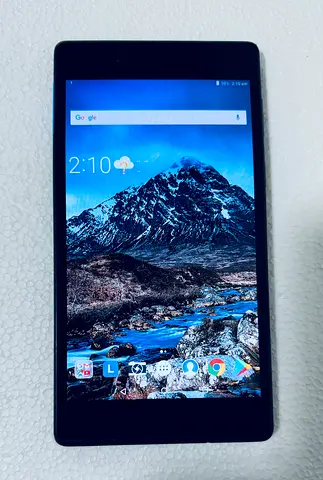 Lenovo TB-7304F tablet