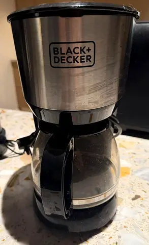 Black+Decker Drip Coffee Maker with Glass Carafe - Used