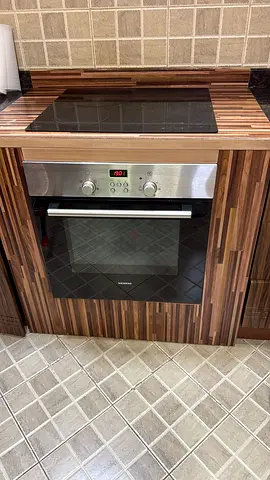 Built-in Siemens Electric Oven with Ceramic Hob - Good Working Condition
