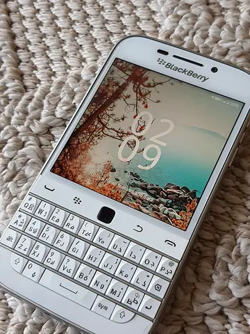 Blackberry Classic 2026 Q25 [ ZINWA EDITION ]