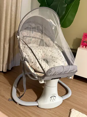 Baby swing