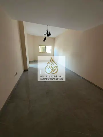 New building, first occupant, spacious, prime location, easily accessible.