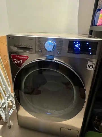 LG 10/7kg 2in1  washer dryer