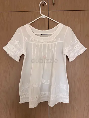 Ibiza style white embroidered short-sleeve blouse - size 1 (S)