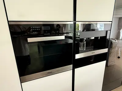 Built-in Miele Oven - Like New